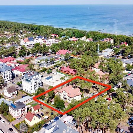 Czarny Bursztyn Apartment Дзивновек Екстериор снимка