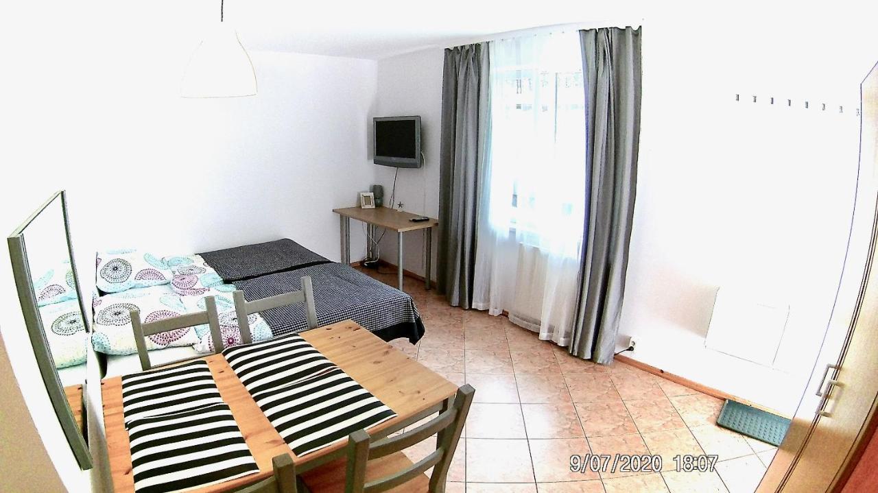 Czarny Bursztyn Apartment Дзивновек Екстериор снимка