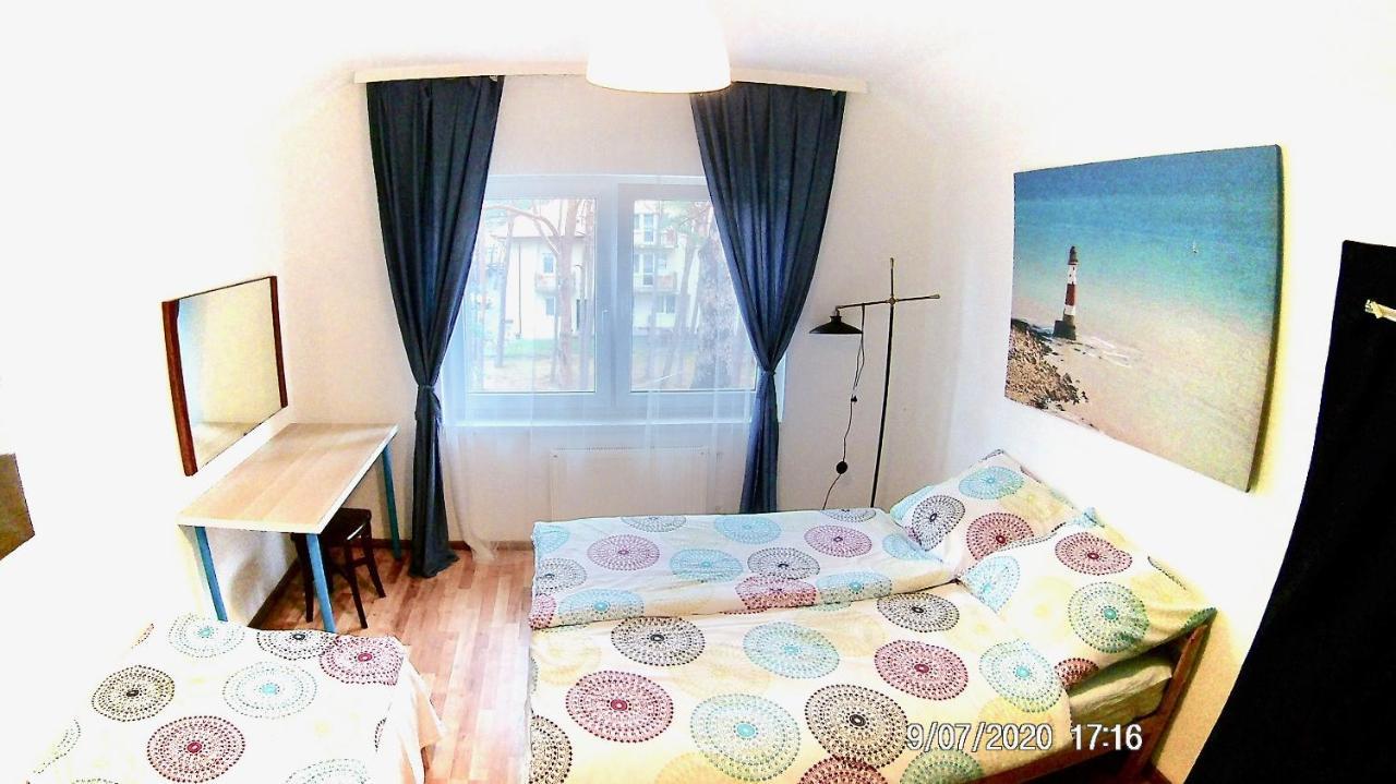 Czarny Bursztyn Apartment Дзивновек Екстериор снимка