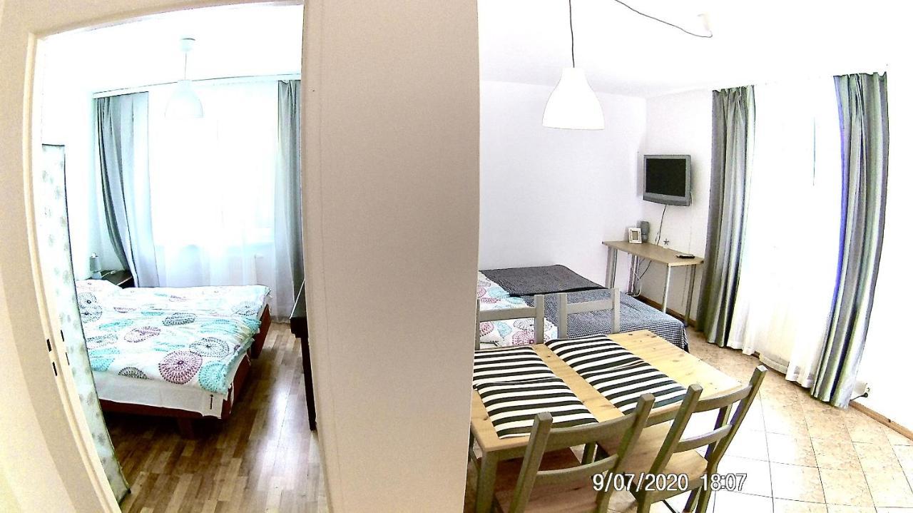 Czarny Bursztyn Apartment Дзивновек Екстериор снимка