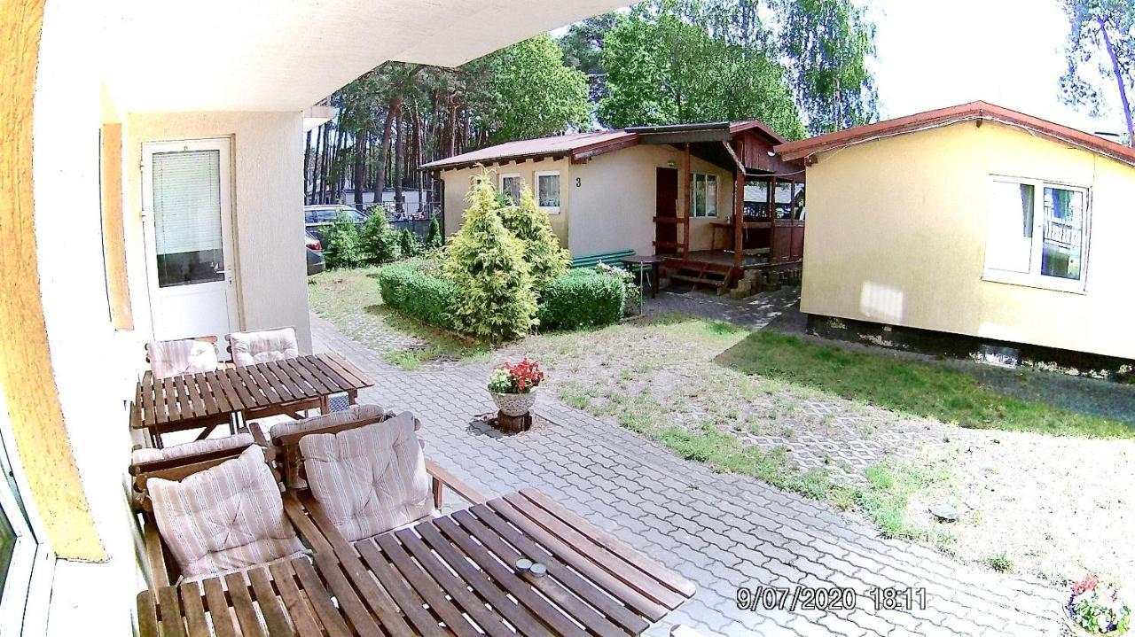 Czarny Bursztyn Apartment Дзивновек Екстериор снимка