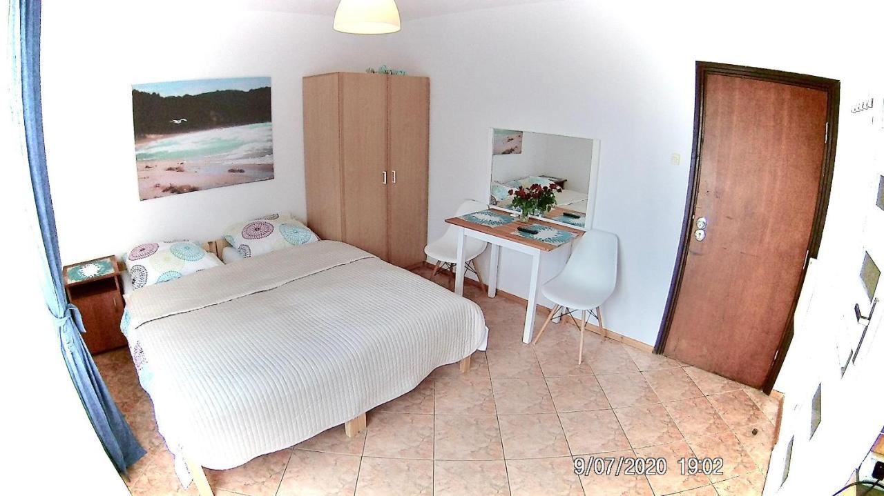 Czarny Bursztyn Apartment Дзивновек Екстериор снимка