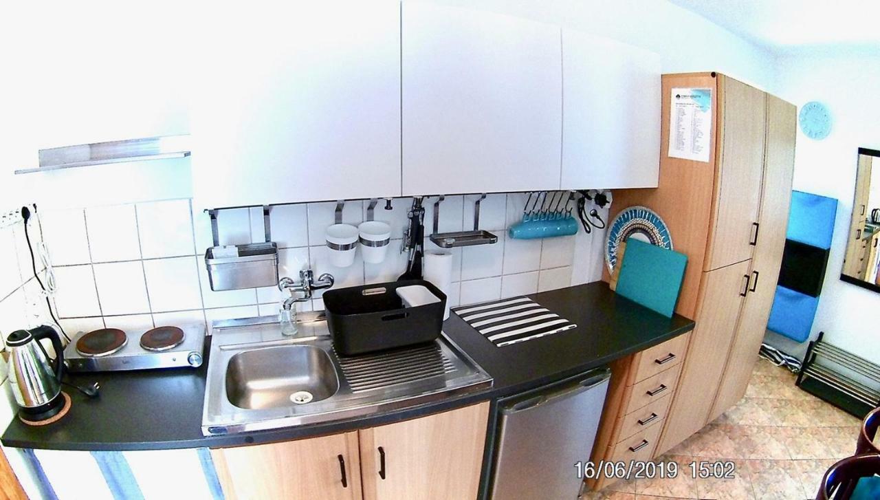 Czarny Bursztyn Apartment Дзивновек Екстериор снимка