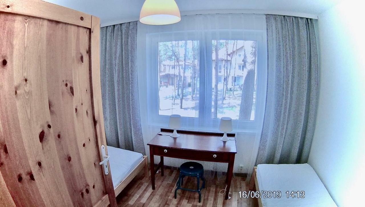 Czarny Bursztyn Apartment Дзивновек Екстериор снимка